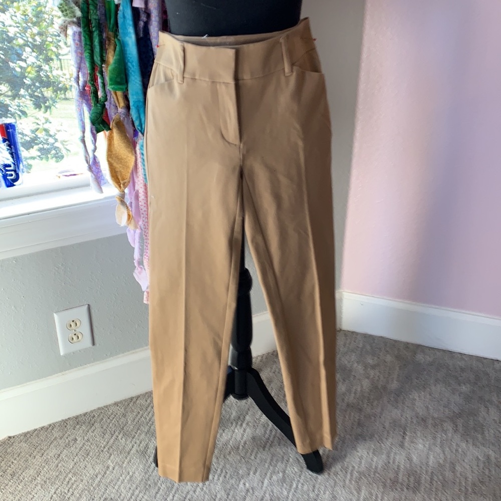 New York and co pull-on stretch capris size 0